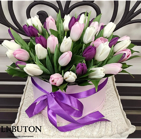 Шляпная коробка 25 тюльпан Шляпная коробка 25 тюльпан